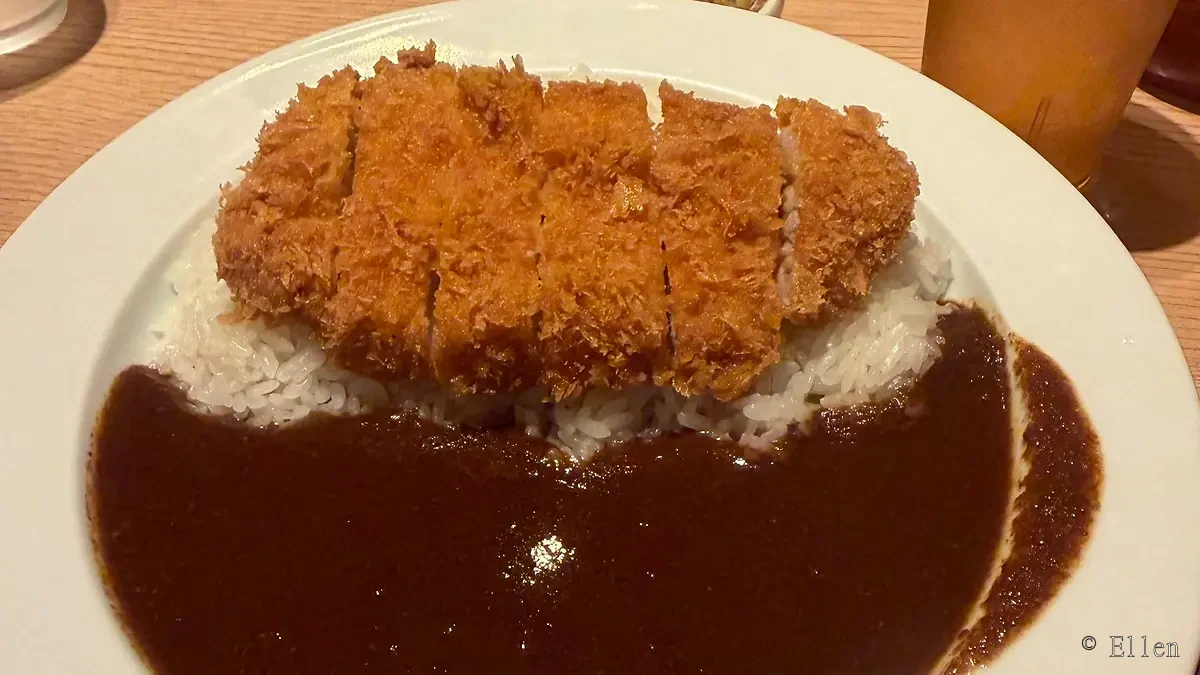 ポーク凡平 六本松店｜クボカリー監修カツカレーが名物
