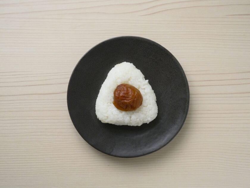 梅むすび340円